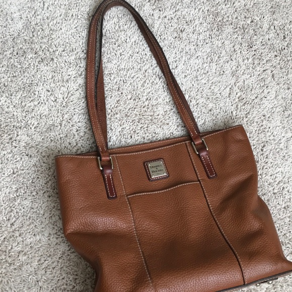 Dooney & Bourke brown leather purse - Picture 2 of 4
